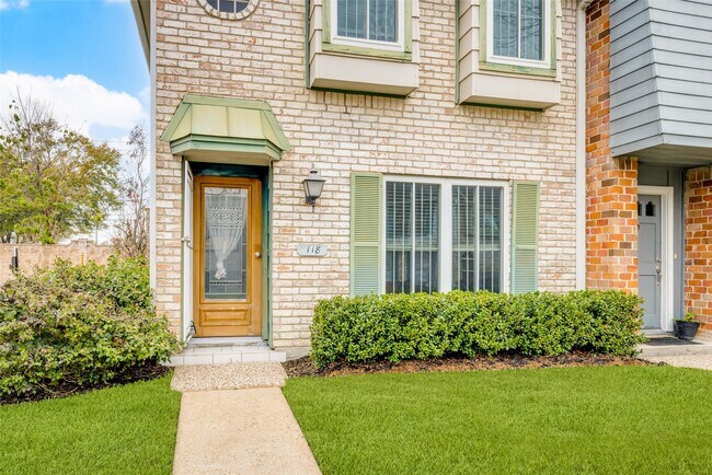 Building Photo - 11002 Hammerly Blvd