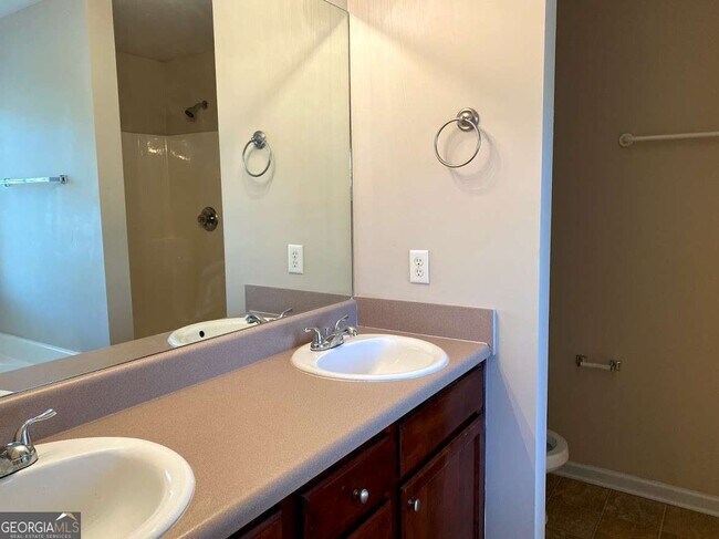 Building Photo - 7523 Grayson Bridge Cir