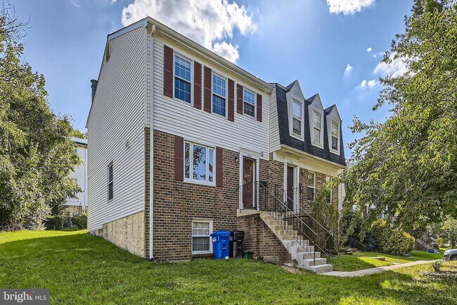 Building Photo - 15615 Plaid Dr