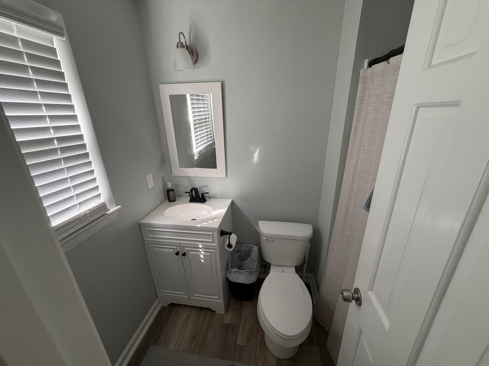 Building Photo - 26 Center St