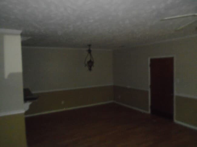 Building Photo - Briarcliff Condos