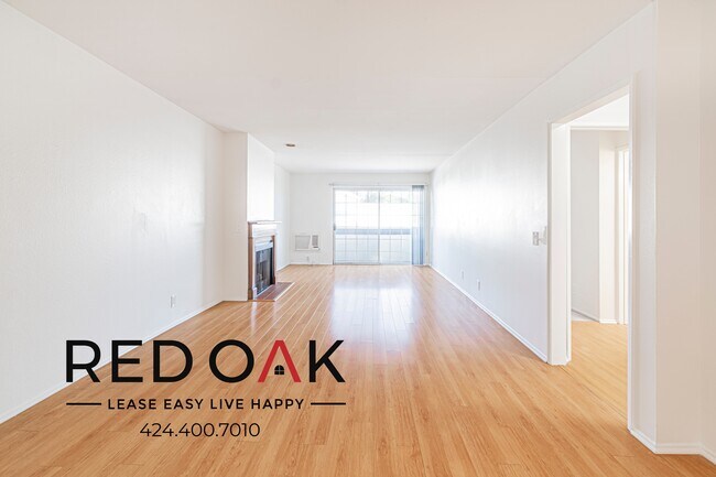Primary Photo - 10201 Woodbine St