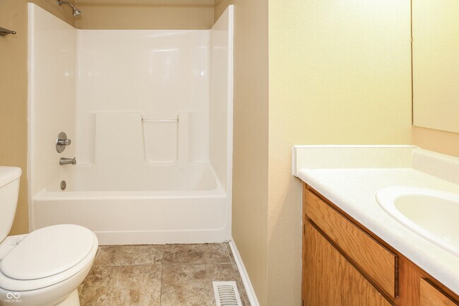 Building Photo - 6511 Hazelhatch Dr