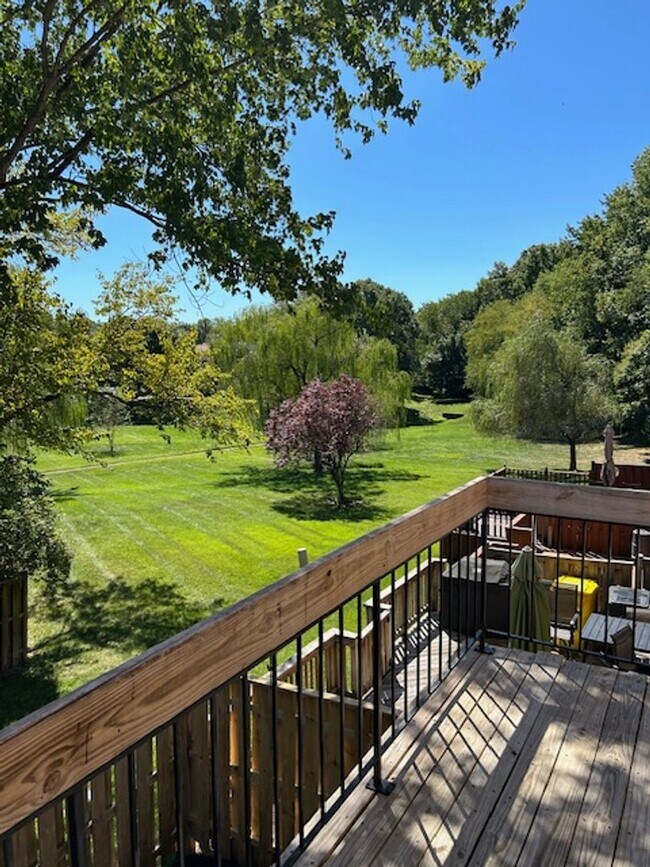 Building Photo - 1107 Soho Ct