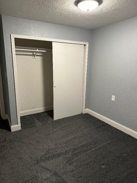 Building Photo - 1326 7th Ave N