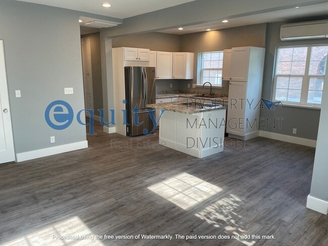 Building Photo - 744 S 1300 E
