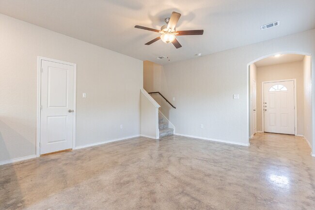 Building Photo - 8723 Key Windy Way