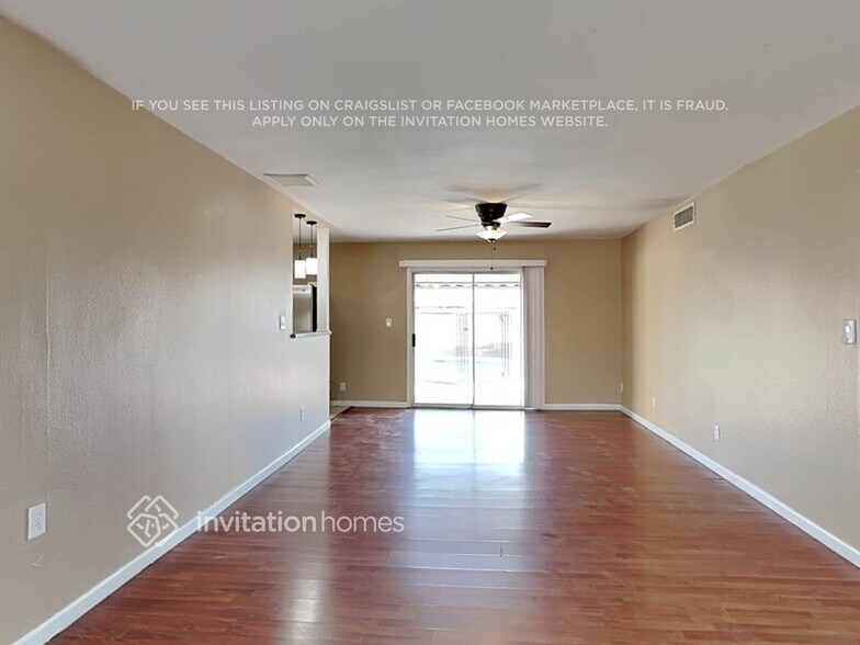 Building Photo - 2184 E Broadmor Dr