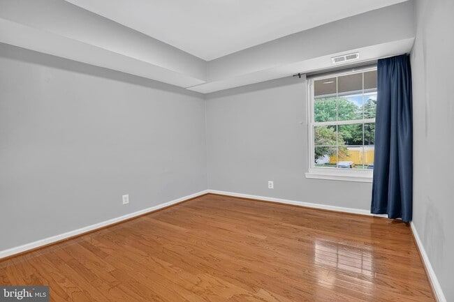Building Photo - 7621 Tremayne Pl