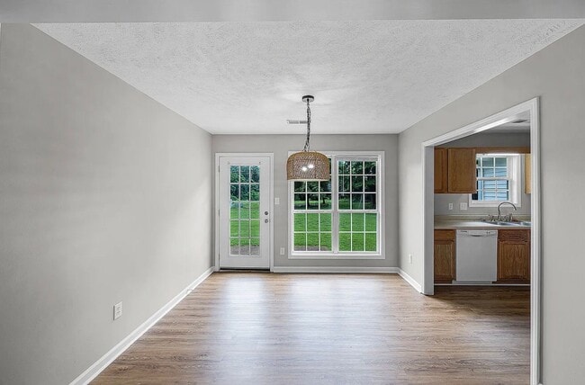 Building Photo - 7 Hartsfield Dr