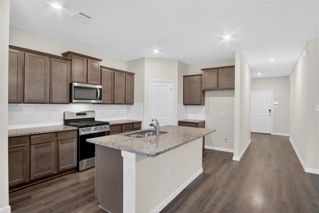 Building Photo - 408 Stampede Ln