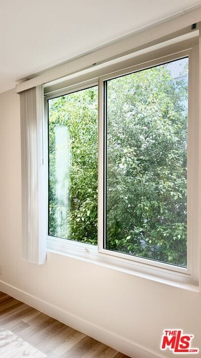 Building Photo - 414 N Palm Dr