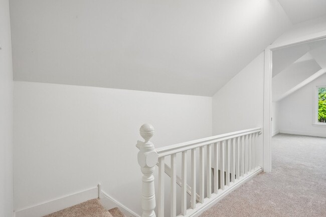 Building Photo - Roundrock Almira