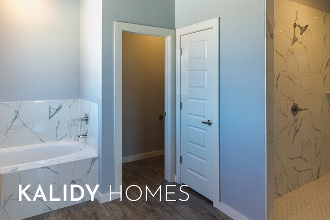 Building Photo - 1796 Salma Rd