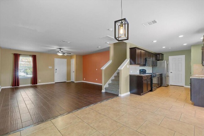Building Photo - 316 Wildcat Dr