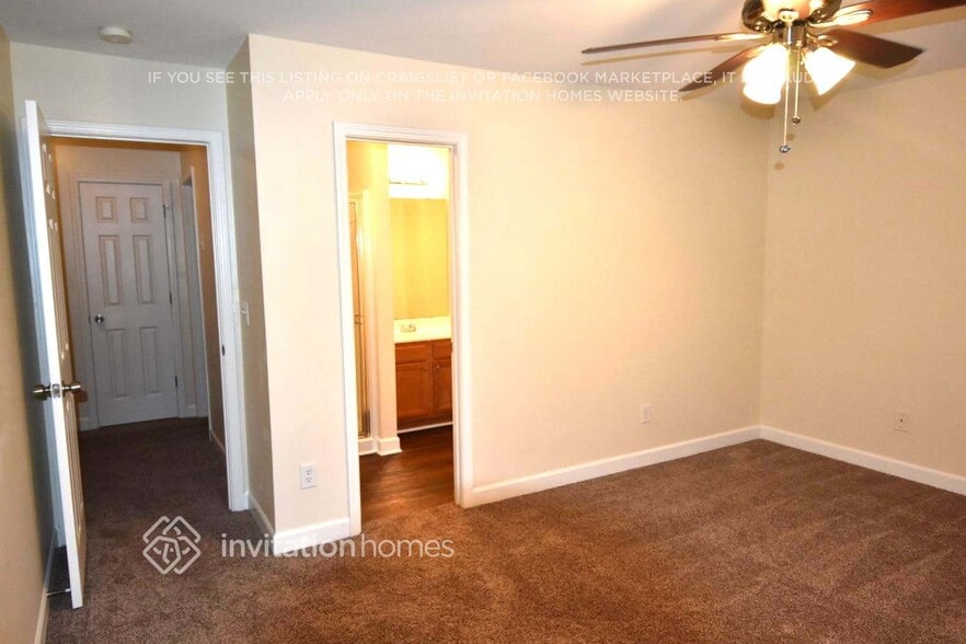 Building Photo - 974 Ramsgate Dr SW