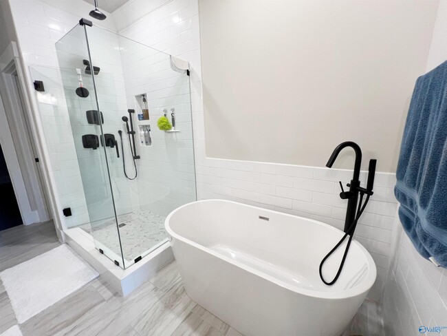 Building Photo - 531 Town Madison Blvd