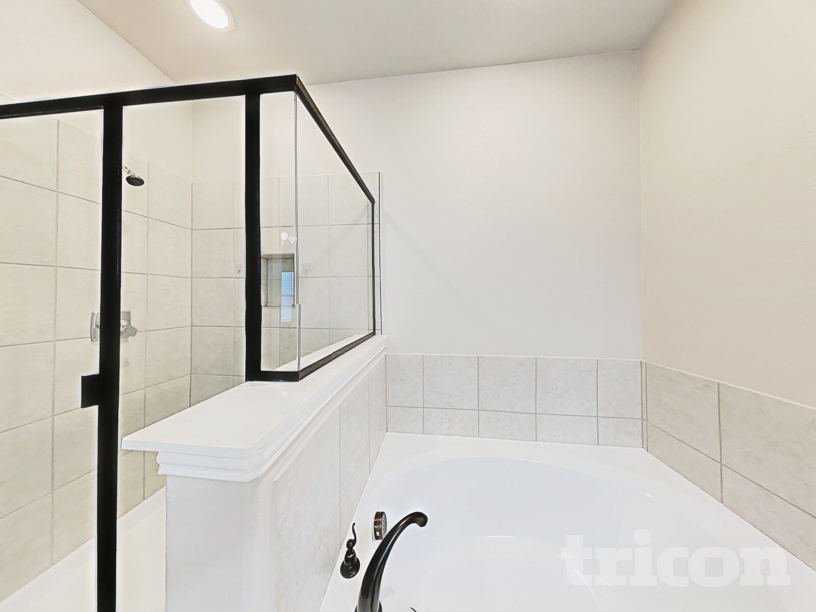 Building Photo - 7708 Cottonwood Dr