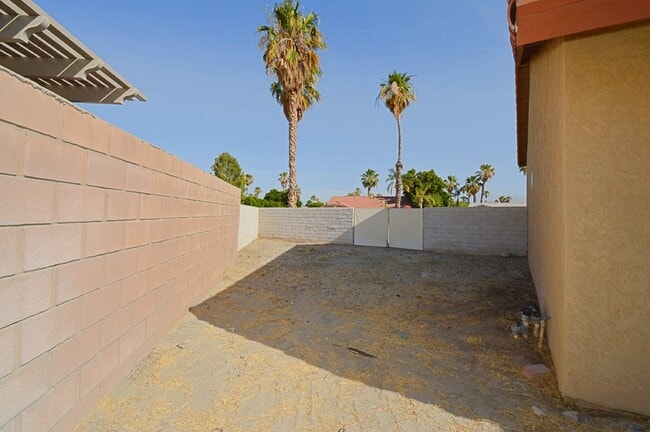 Building Photo - Charming 3-Bed, 2-Bath Home. - 1306 Sq Ft of Comfort in Cathedral City!"