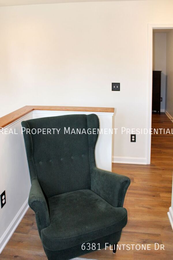 Building Photo - 6381 Flintstone Dr