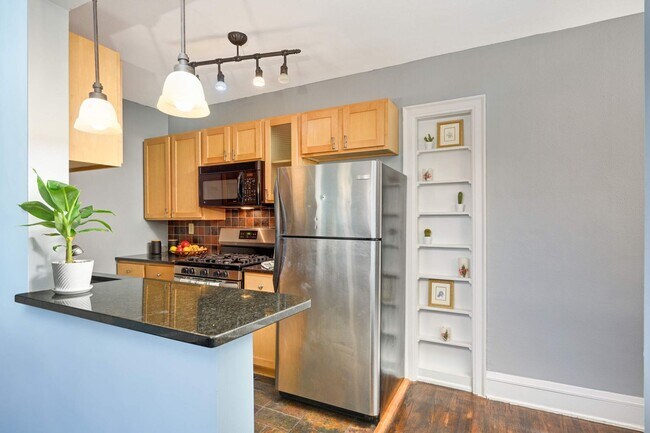 Building Photo - Charming 1-Bed 1-Bath Available Now!