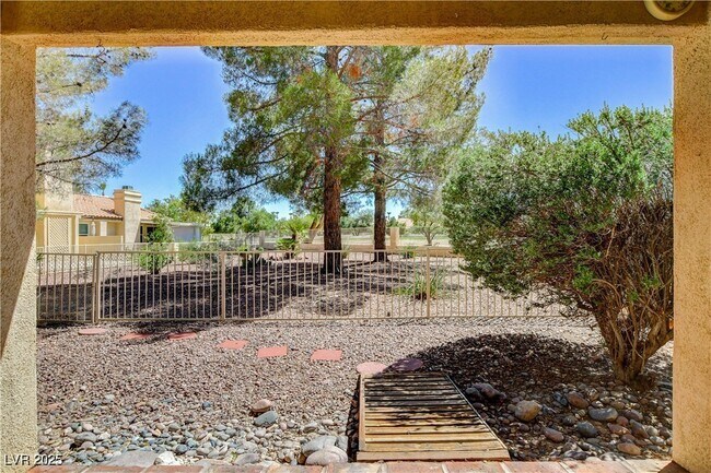 Building Photo - 5481 Painted Mirage Rd