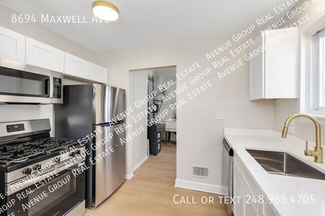 Building Photo - 8694 Maxwell Ave