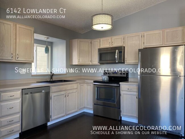 Building Photo - 6142 Lowlander Ct