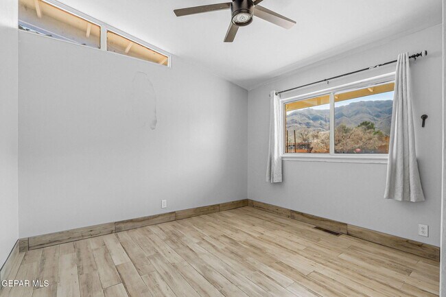 Building Photo - 2801 Polk Ave