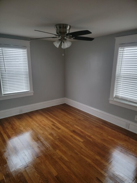 Building Photo - 111 N Phetteplace St