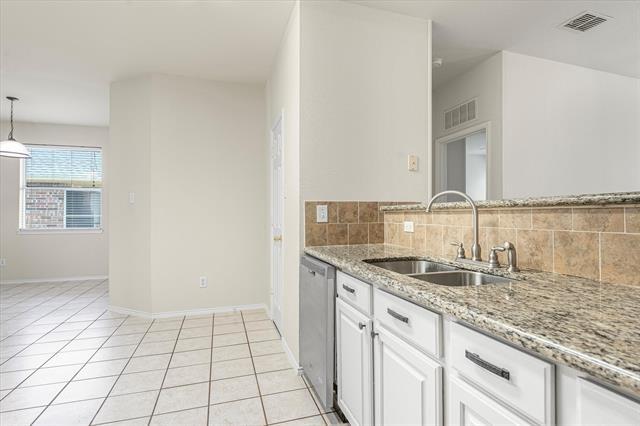 Building Photo - 9612 Anns Way