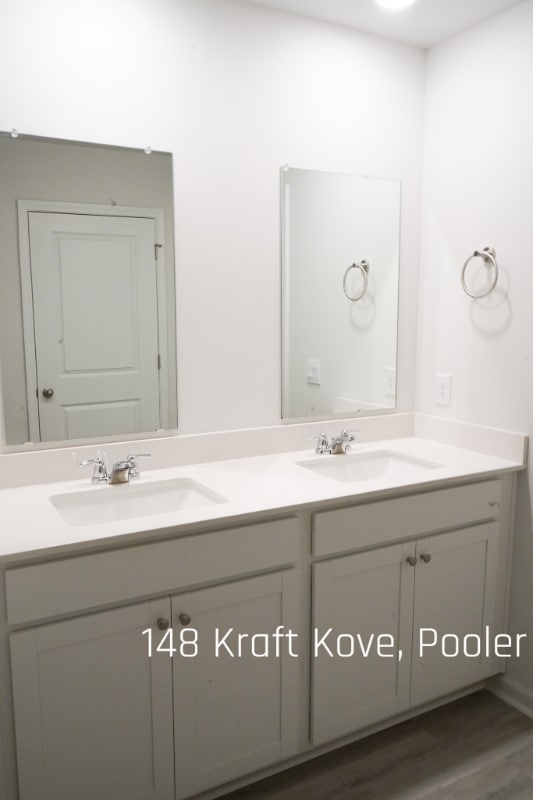 Building Photo - 148 Kraft Kove