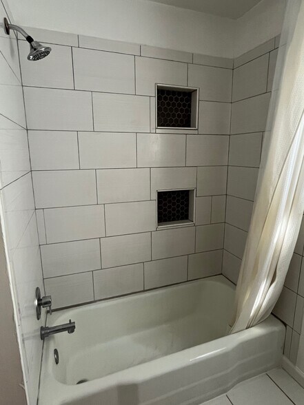 Main Floor Bathroom - 12505 A St