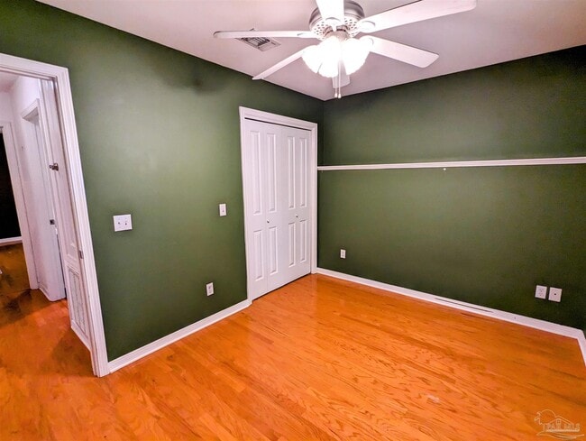 Building Photo - 9150 Stillbridge Ln