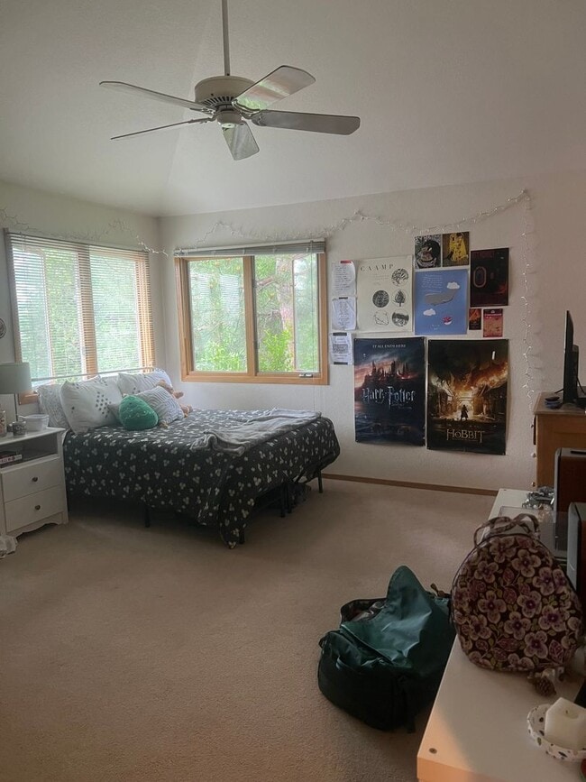 Building Photo - Spacious 4b/3ba House in North Boulder! Available NOW!