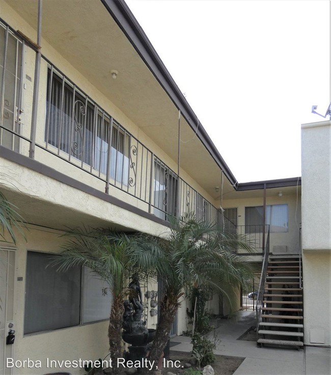 Building Photo - 17516 Grand Ave