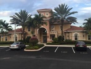 Building Photo - 6482 Emerald Dunes Dr