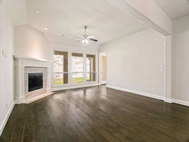 Building Photo - 4521 Tall Knight Ln