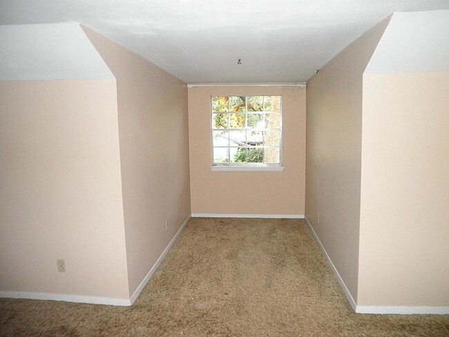 Building Photo - 1931 Ganyard Dr