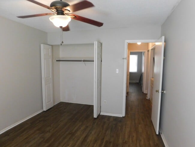 Building Photo - Charming Duplex in Havelock