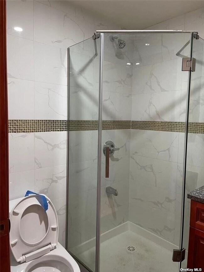 Building Photo - 43-31 Byrd St