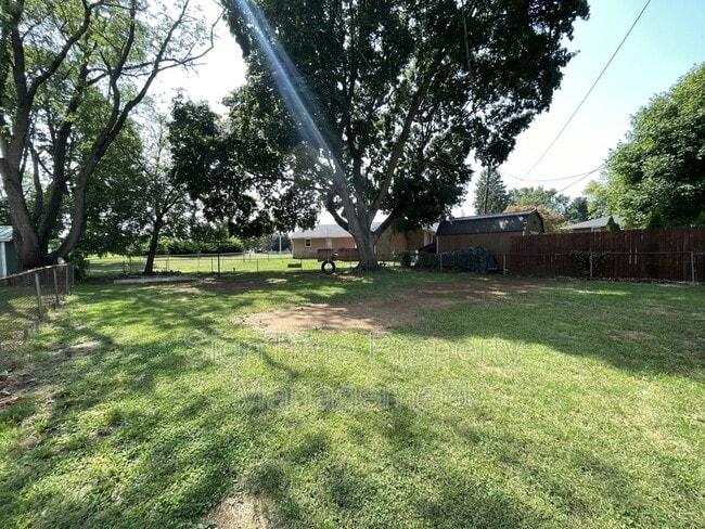 Building Photo - 310 Key Ave