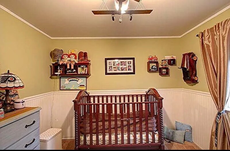 Building Photo - 3218 F Ave