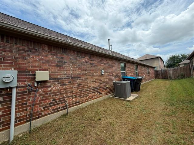 Building Photo - 2808 Houston Wood Dr