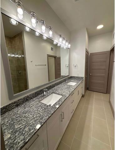 Building Photo - 7251 Sanctuary Dr