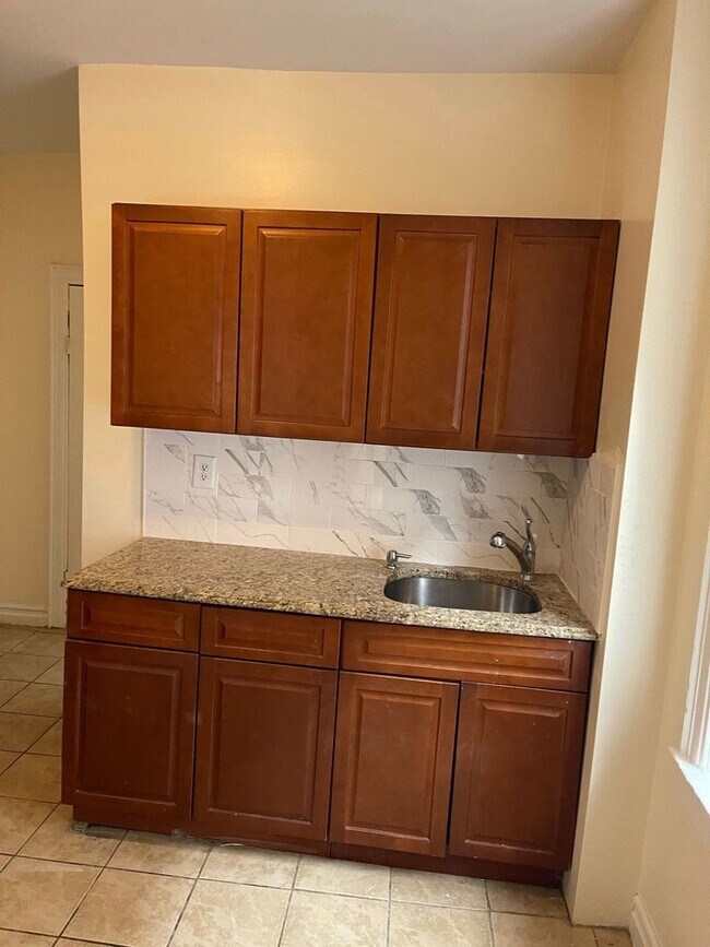 Interior Photo - Hummingbird Heights 319