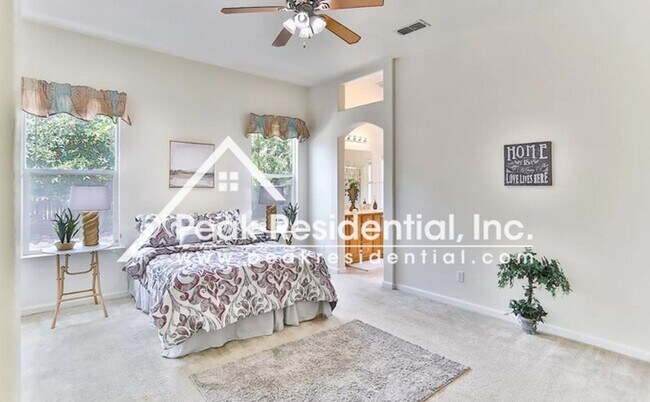 Building Photo - Spacious Elk Grove 4bd/2ba Home with 2 Car...