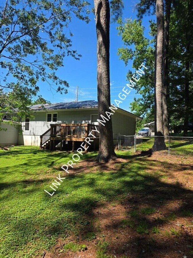 Building Photo - Available Now – Spacious 4 Bedroom Home in Ringgold for Only $1,795/Month!