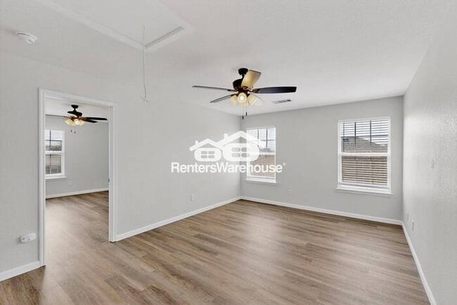 Building Photo - Haslet New Listing Completely Refreshed