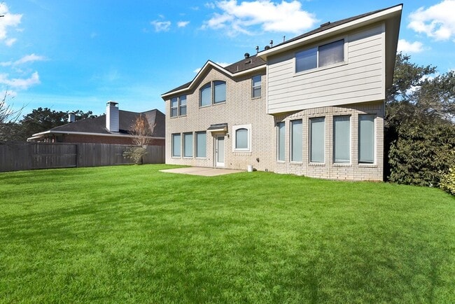 Building Photo - 21823 Mystic Point Ct